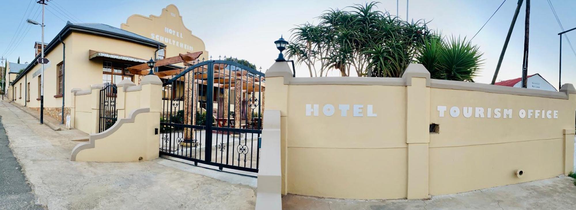 Schulteheim Hotel Uniondale  Exterior photo